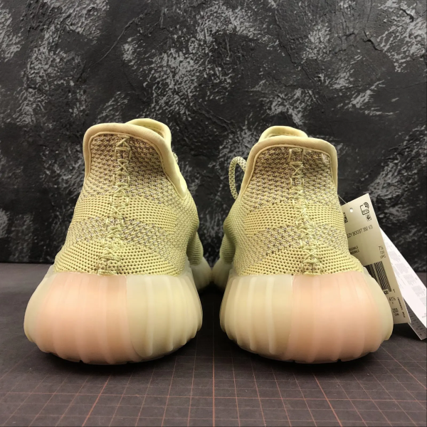 Y33zy 350 V3 Light Yellow